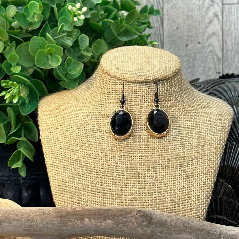 UP SCALE TIME - Gold Tone Black Oval Dangle Earrings Black Earrings Wires